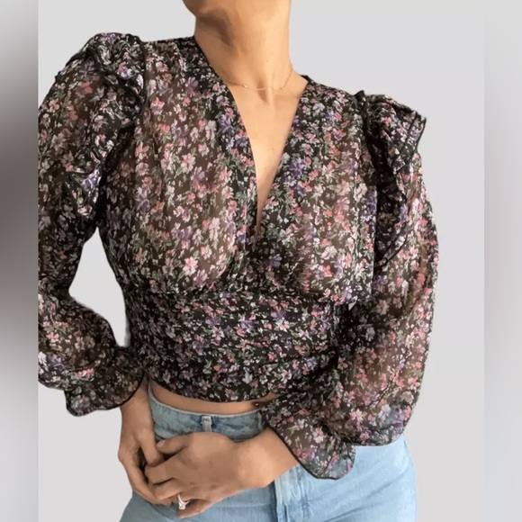 Zara Tops - Zara, size small, Cropped Blouse Floral Long Sleeve Ruffle V Neck sheer